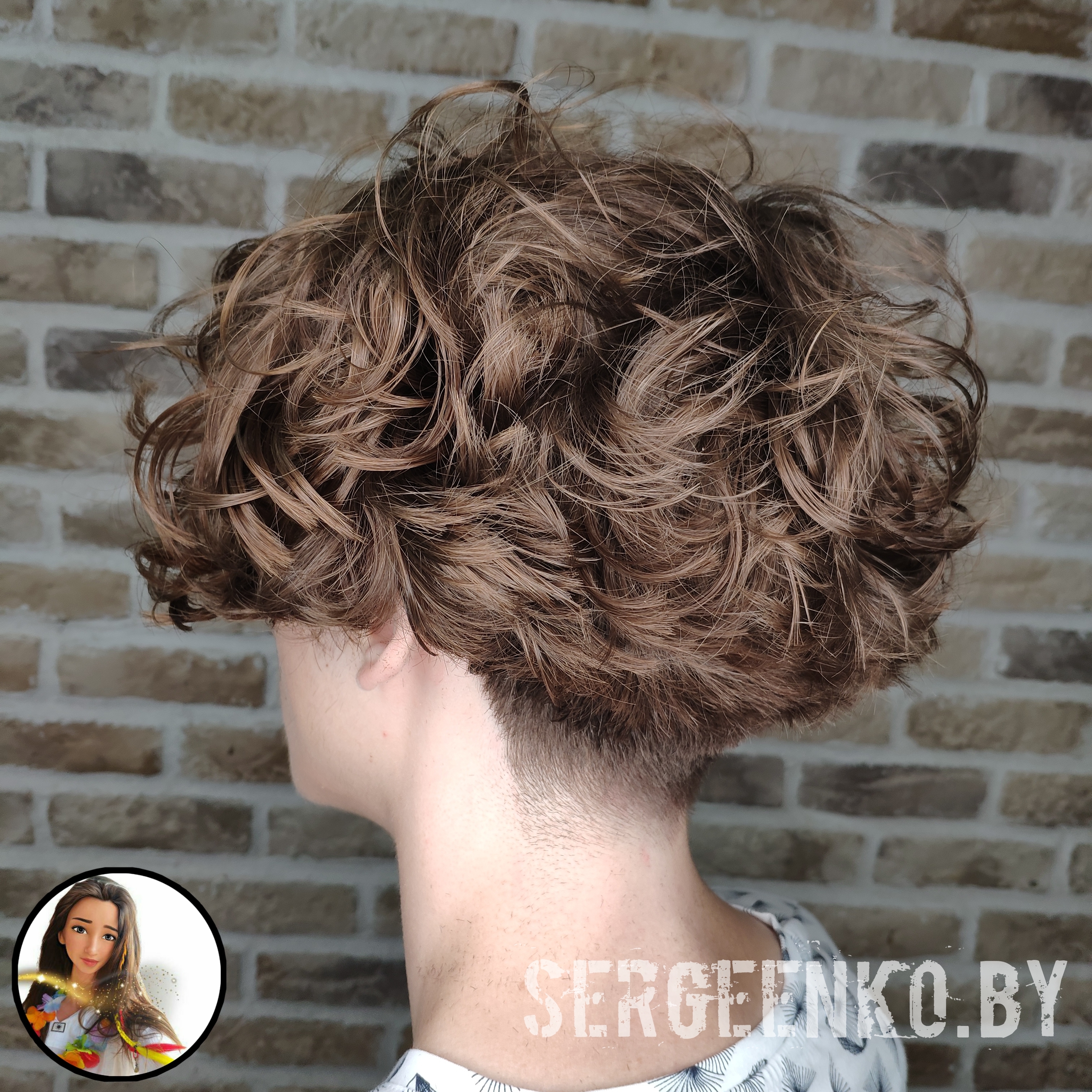 Кудрявая стрижка мужская